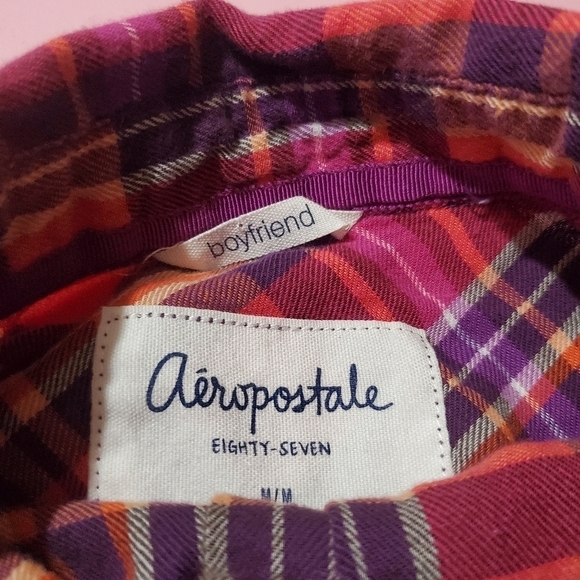 🍁 Fall Plaid Long Sleeve Adjustable Sleeves Boyfriend Top Aeropostale 🍁 - Picture 4 of 7
